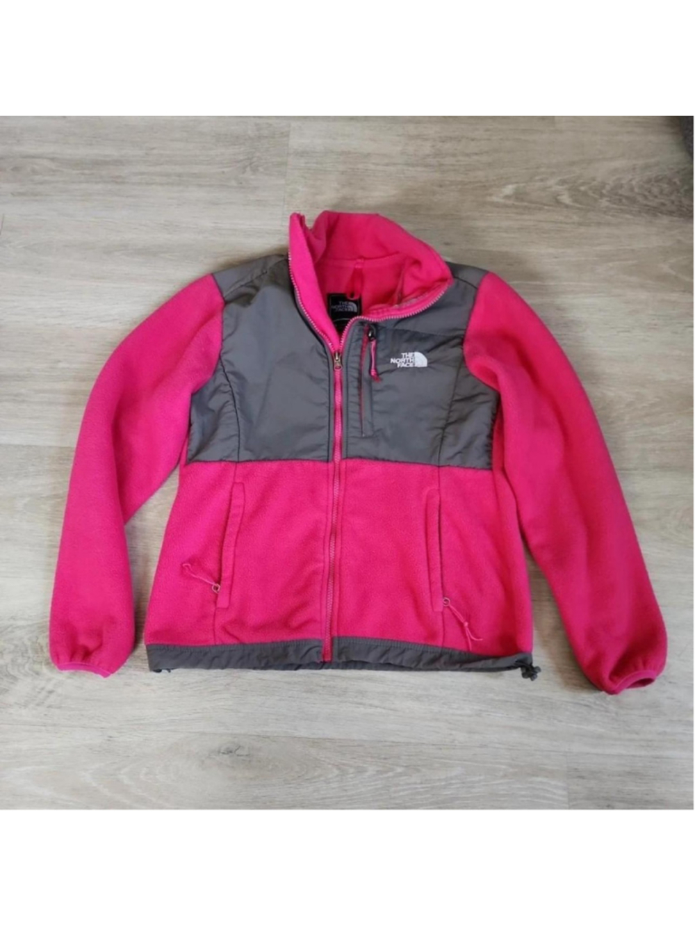 The North Face pink and gray color-blocked fleece jacket in size S #outdoor #hik